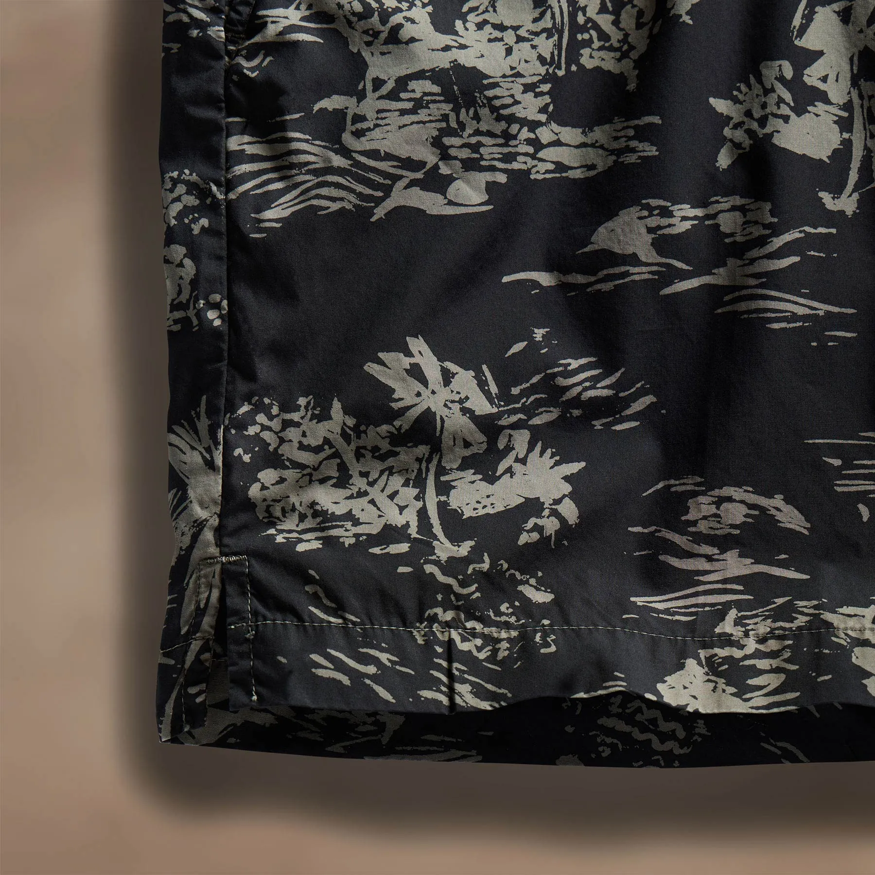 Brandílera Print Boardshort - Black/Army Green Pigment