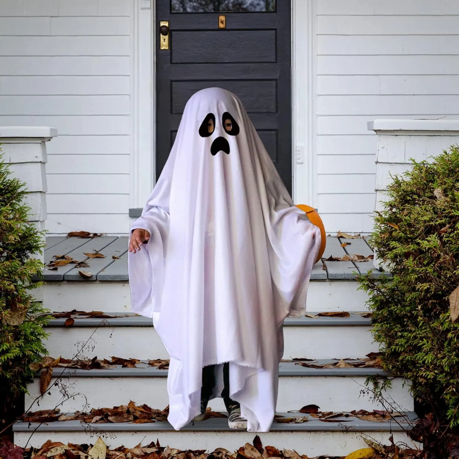 BULINGNA Halloween Ghost Cape Costume White Spooky Ghost Cloak Trick-or-Treating Party Prop for Kids Adults (Black White, S, about 125cm)