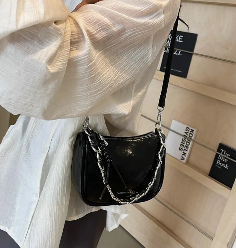 Casual Shoulder Purses For Women Crossbody Handbag with Chain Satchels Commuting Designer PU Leather Underarm College Bag