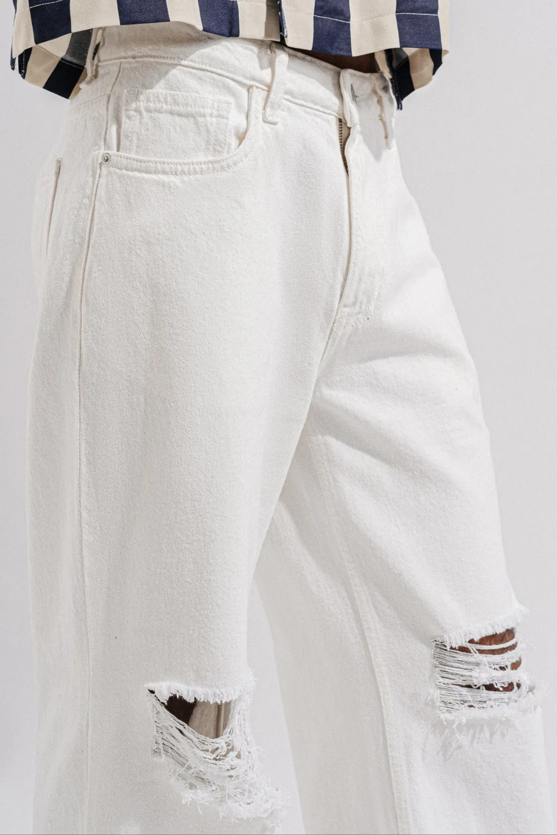 Distressed White Men's Jeans