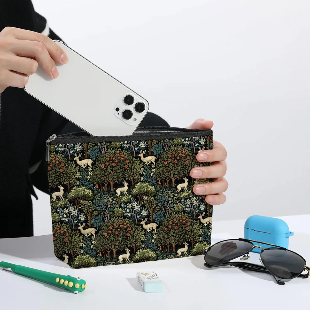 Forest Deer Classic Flower Botanical Floral Makeup Bag Toiletry Bag Cosmetic Bag Christmas Boss Day Birthday Thanksgiving Graduation Gifts for Women Sister Coworker Bestie Daughter Teacher Friends