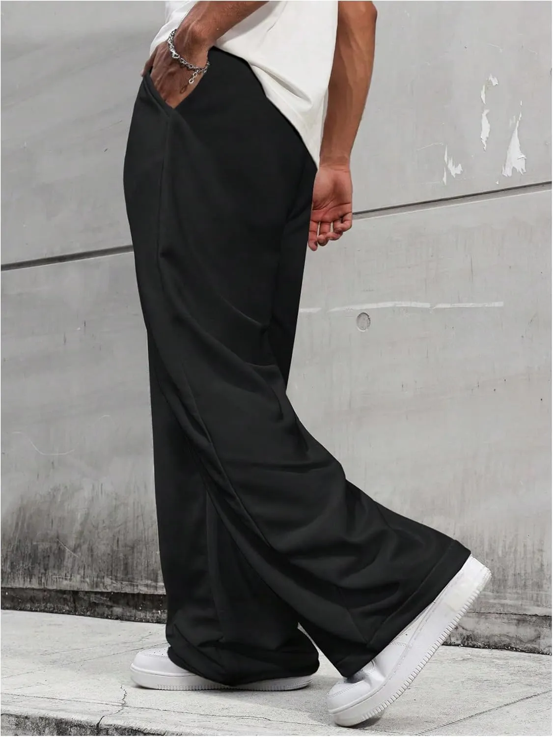 Men's Drawstring Waist Baggy Sweatpants Straight Leg Long Sports Track Pants with Pockets