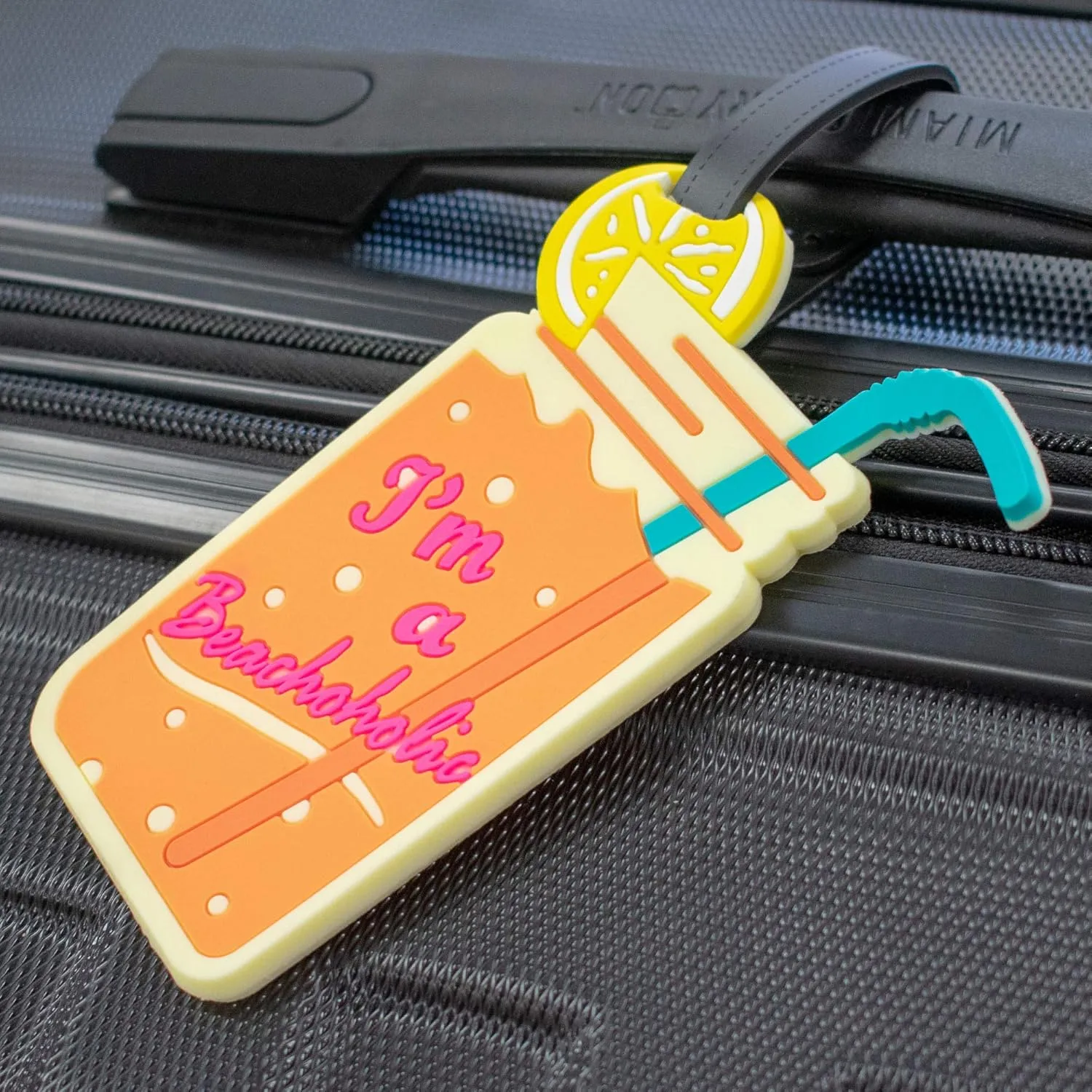 Novelty Collection Luggage ID Tags (2-Piece) (Drink)