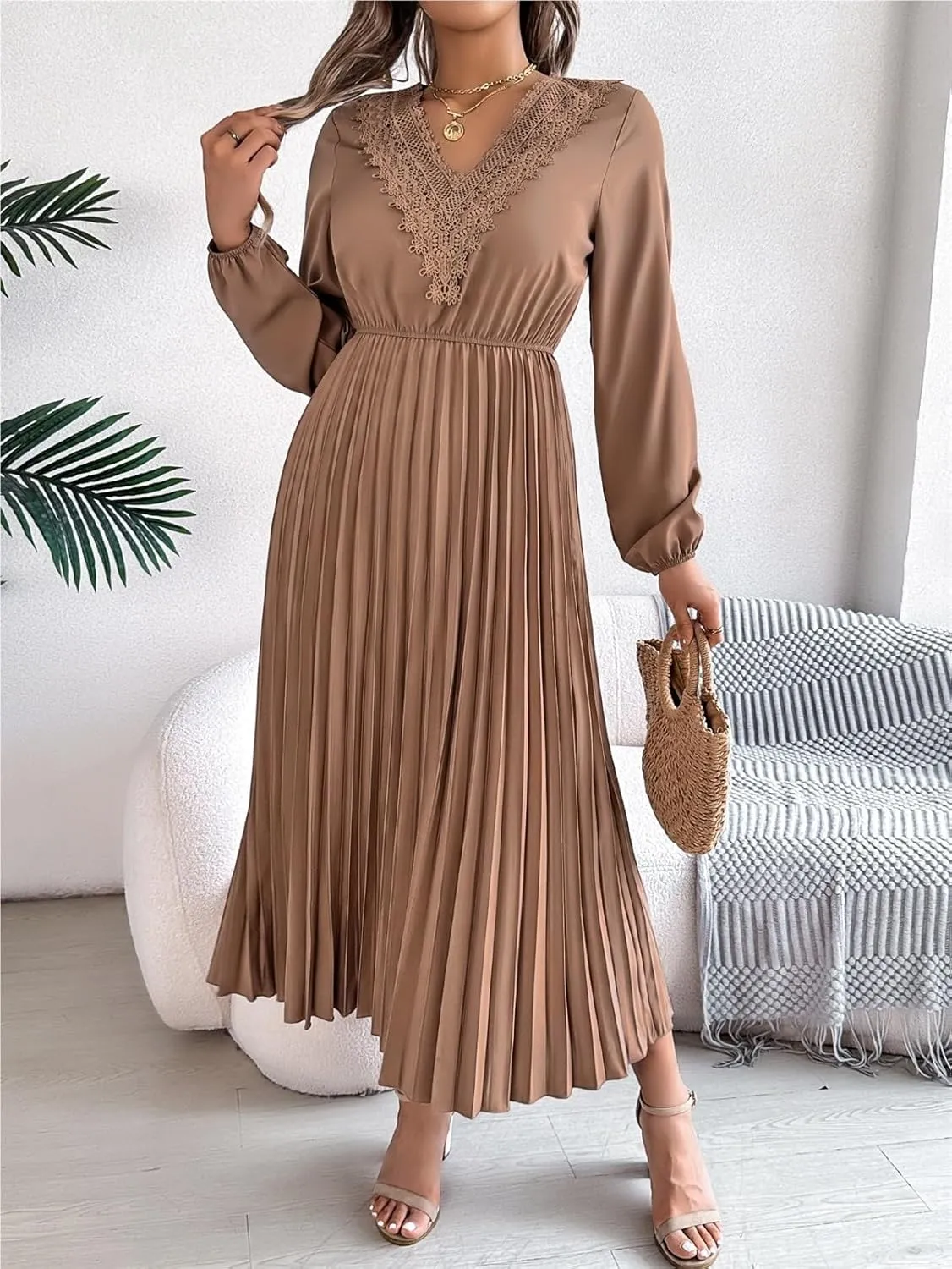 Women's Solid Color Long Sleeve Dress - Bohemian Lace V-Neck Balloon Sleeve Cinched Waist Pleated Maxi Skirt