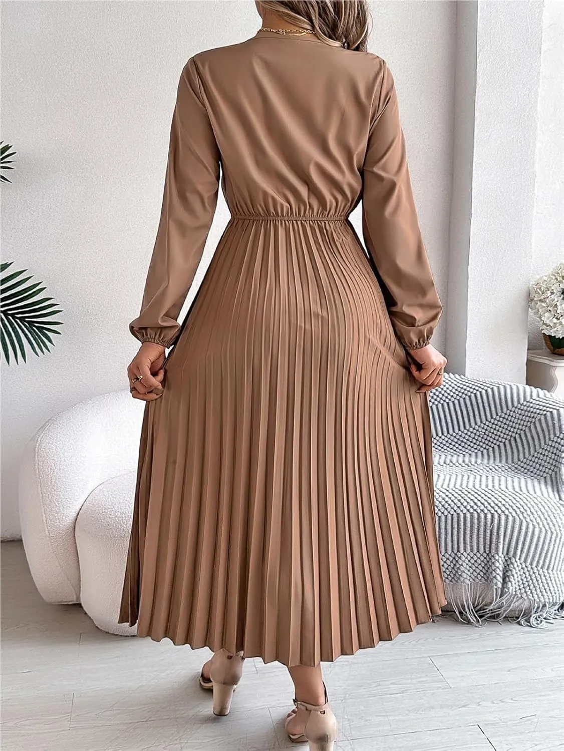 Women's Solid Color Long Sleeve Dress - Bohemian Lace V-Neck Balloon Sleeve Cinched Waist Pleated Maxi Skirt