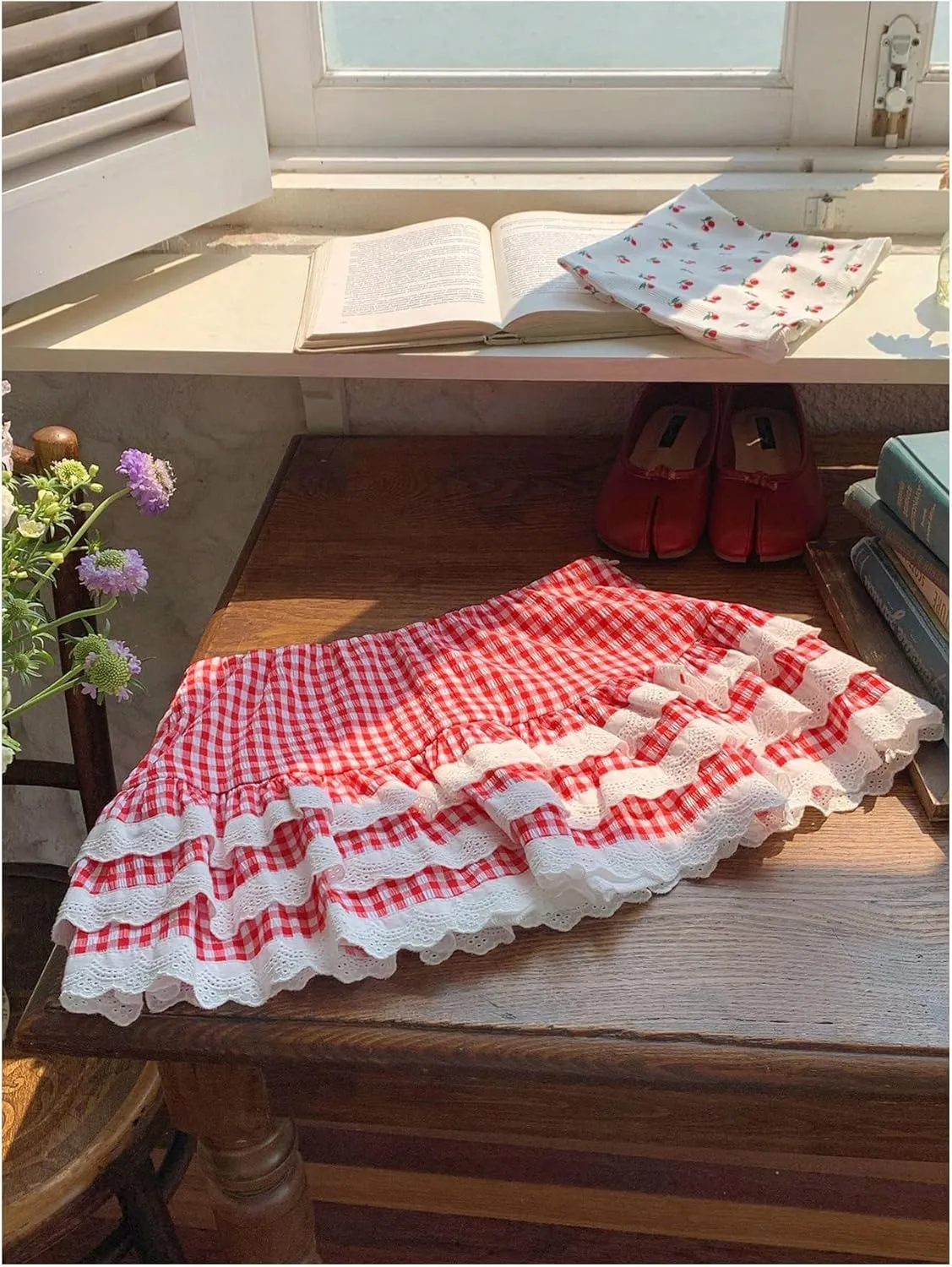Women's Y2K Gingham Skirt with Ruffle Hem, Zipper, High Waisted, Flared A Line Mini Skirt with Layered Lace Trim